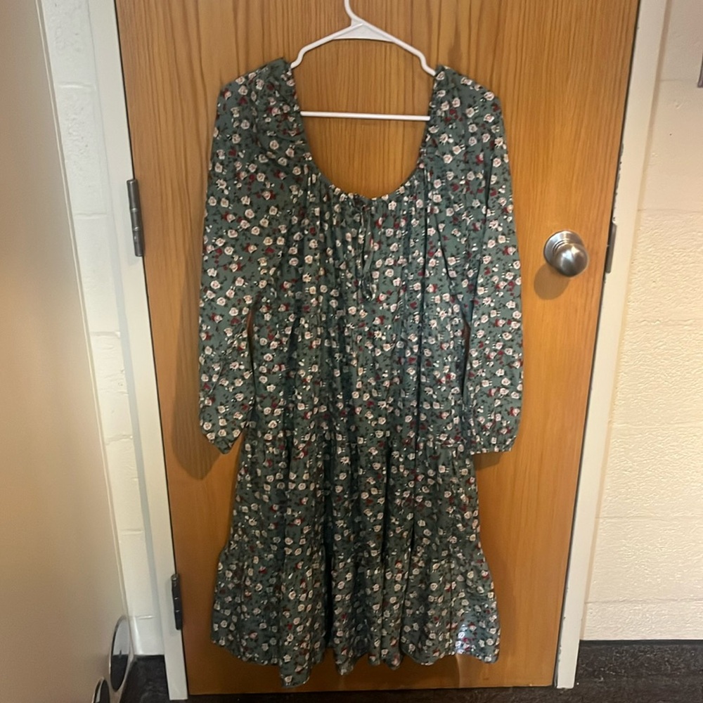 Square neck flower dress
